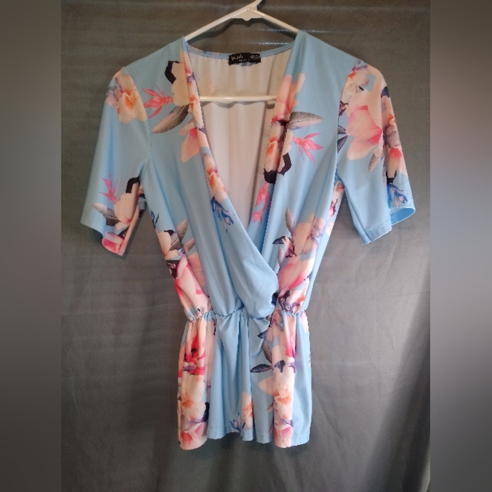 Splash Mint Floral V- Neck Wrap